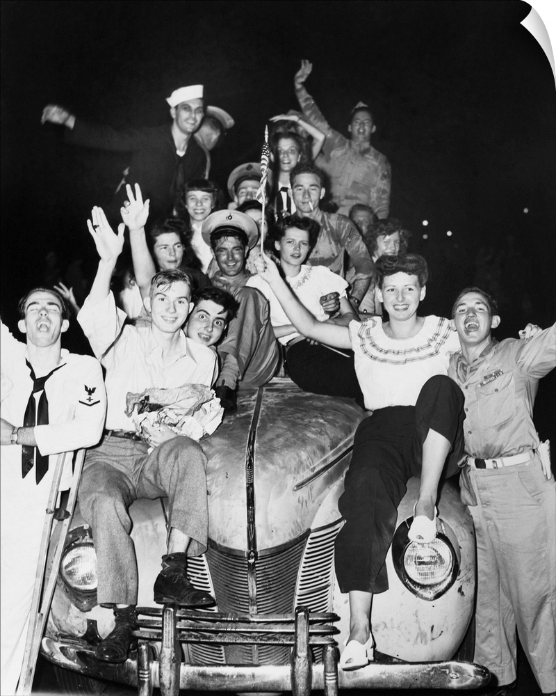 A group of people in Washington D.C. celebrating the Japanese surrender to Allied forces. Photograph, 14 August 1945.