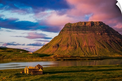 Kirkjufell And Old House