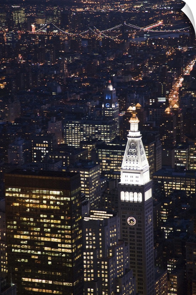 Nocturnal view of Midtown and Downtown Manhattan from the Empire State Building, NYC, USA