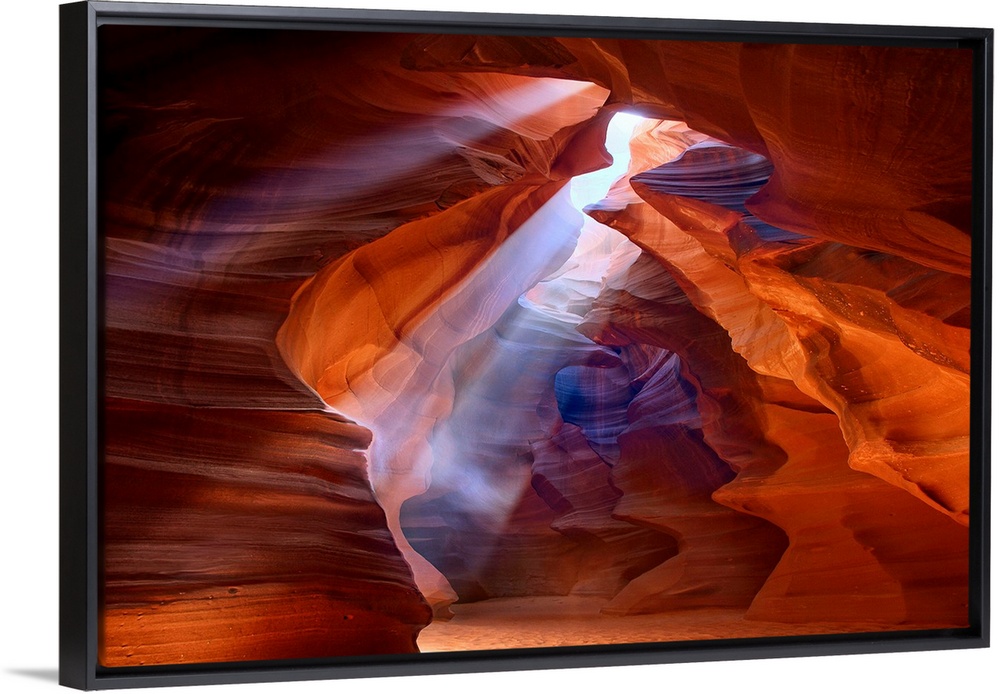 A shaft of light coming through an opening in Antelope Canyon.