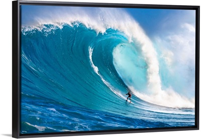 Tow-In Surfer, Peahi (Jaws) Off North Shore Maui, Hawaii