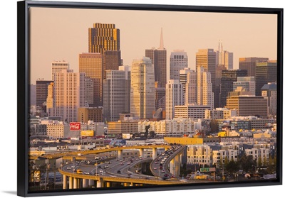 California, San Francisco, Potrero Hill, view of downtown and I-280 highway, dusk