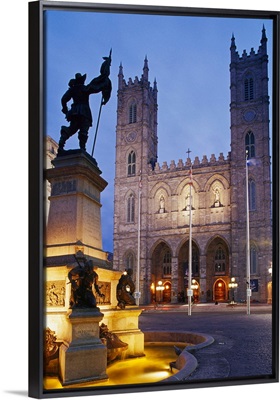 Canada, Quebec, Montreal, Place d'Armes Square, Notre-Dame Basilica