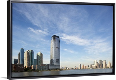 New Jersey, Jersey City, Manhattan skyline rises above Hudson River