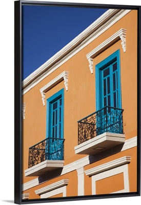 Puerto Rico, South Coast, Ponce, Plaza Las Delicias, colonial-era building detail