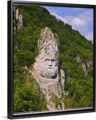 Romaina, Mehedinti, Orsova, Giant rock carving of King Decebal