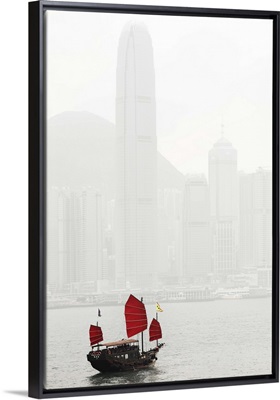 China, Hong Kong, Victoria Harbor, Junk boat