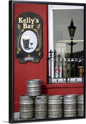 Ireland, Cork, Pub in Cobh, also know as Queenstown