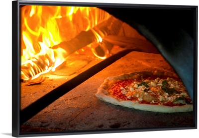 Italy, Campania, Naples, Pizzeria La Figlia del Presidente, via del Grande Archivio