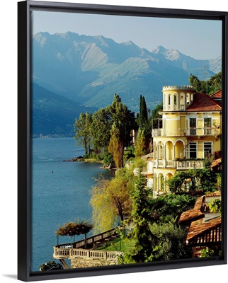 Italy, Lake Como, Corenno Plinio, villa