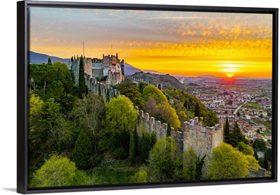 Italy, Marostica, Aerial View Of The Castle And The Walled City Of Marostica, Dawn