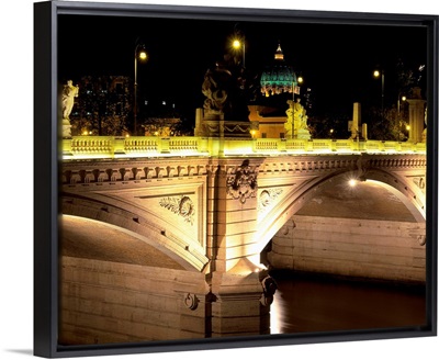 Italy, Rome, St. Peter's Basilica, Vittorio Emanuele II bridge