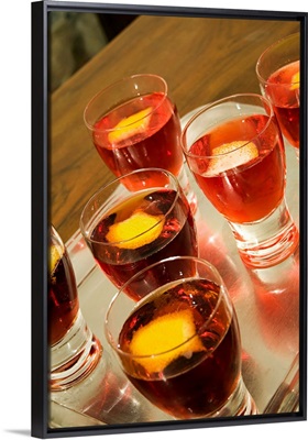 Italy, Veneto, Bassano del Grappa, Nardini wine shop, spritz and mezzo mezzo