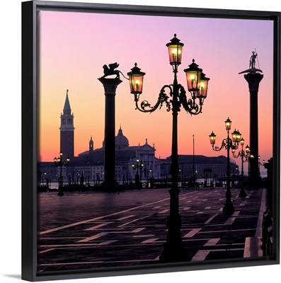 Italy, Venice, Piazzetta towards San Giorgio, sunrise