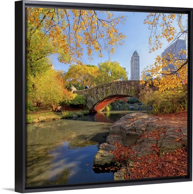 New York City, Manhattan, Central Park, Gapstow Bridge and the Pond