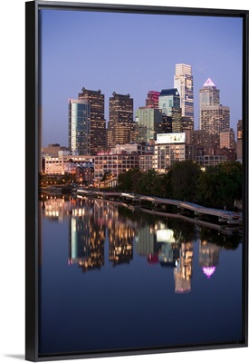 Pennsylvania, Philadelphia, City skyline over the Delaware River