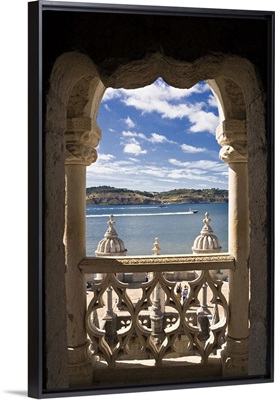 Portugal, Distrito de Lisboa, Lisbon, Belem, Belem Tower, Tower and Tejo river