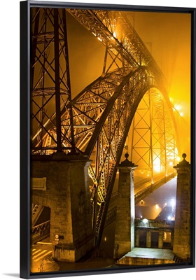 Portugal, Porto, Dom Luis Bridge in a misty night