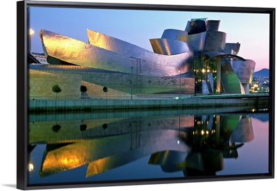Spain, Bilbao, Guggenheim Museum (Frank Gehry architect)