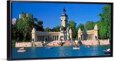 Spain, Madrid, The monument to Alfonso XII, in the Parque del Retiro