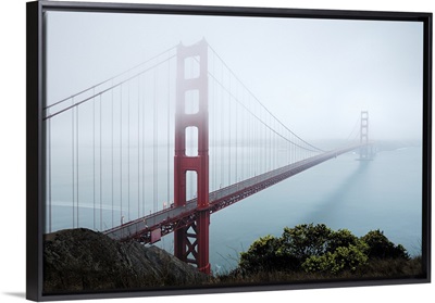 USA, California, San Francisco, Golden Gate Bridge, Pacific ocean