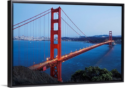 USA, California, San Francisco, Golden Gate Bridge, Pacific ocean