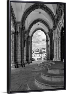 Evora Cathedral BW