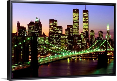 Brooklyn Bridge and Manhattan skyline at dusk, New York