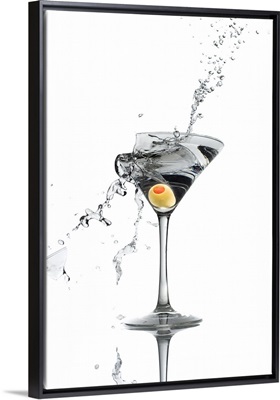 Exploding martini glass