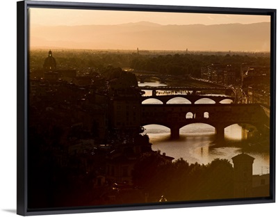 Italy, Florence, Ponte Vecchio and River Arno at sunset