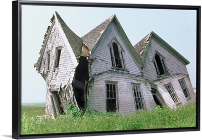 Rundown house , Prince Edward Island , Canada