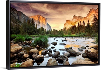 Valley at sunset, Yosemite.