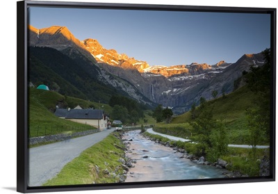 Cirque De Gavarnie, Midi-Pyrenees, France