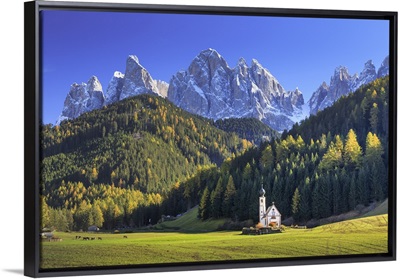 Italy, Val di Funes, Ranui Church with Puez Odle Dolomites Group in the Background