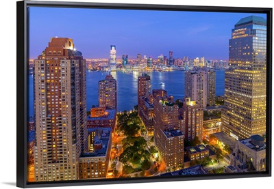 New York, Lower Manhattan, Jersey City in New Jersey across Hudson River