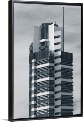 Oklahoma, Bartlesville, Price Tower, only skyscraper designed by Frank Lloyd Wright