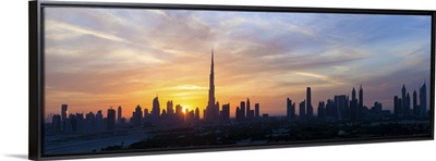 United Arab Emirates, Dubai skyline silhouetted