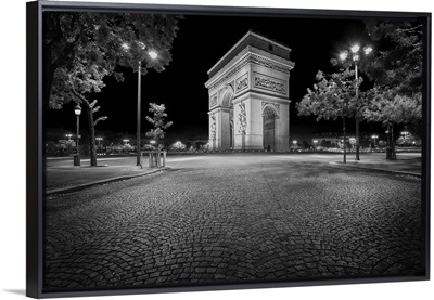 Arc de Triomphe - black and white
