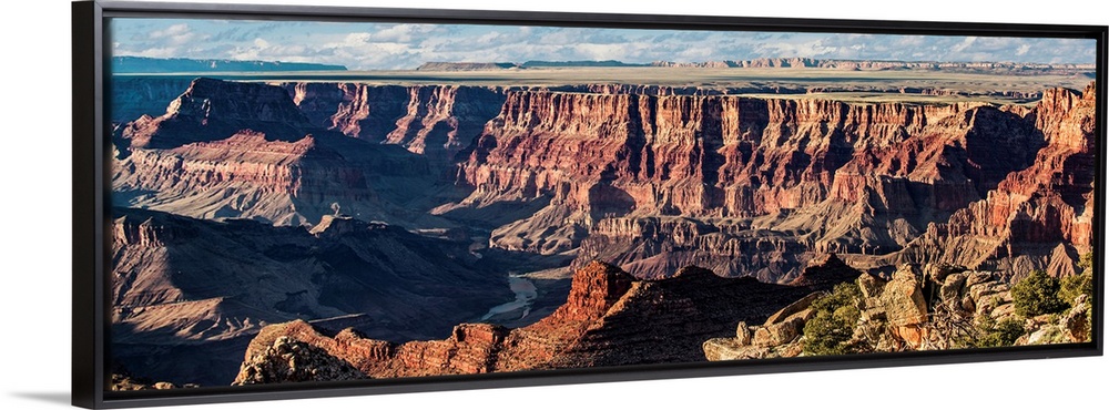 Panoramic photograph of Grand Canyon National Park.