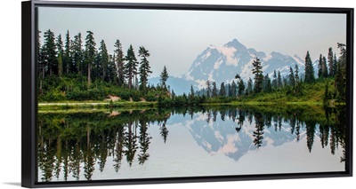 Picture Lake And Mount Shuksan, Mount Baker Wilderness, Washington