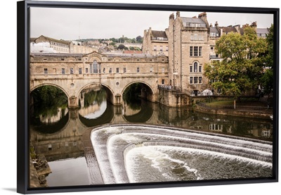 Pulteney Bridge and Weir, River Avon, Bath, England, UK