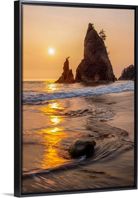 Sunset On Sea Stacks, Rialto Beach, Olympic National Park, Washington