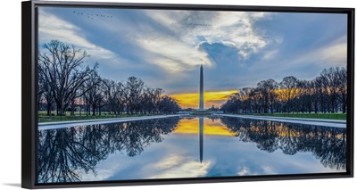 Washington Monument in Washington, DC at Sunrise
