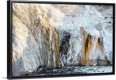 Yellowstone Mineral Erosion