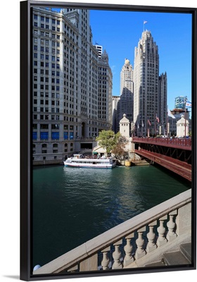 Chicago River and DuSable Bridge, Chicago, Illinois