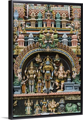 Detail of Hindu carvings, Sri Meenakshi Sundareshwara Temple, Madurai, Tamil Nadu, India