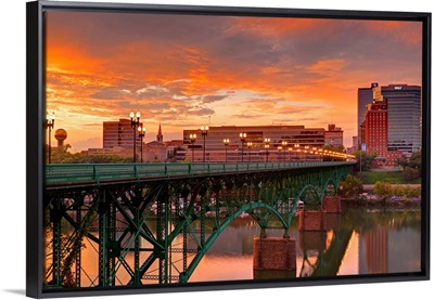 Gay Street Bridge and Tennessee River, Knoxville, Tennessee, USA