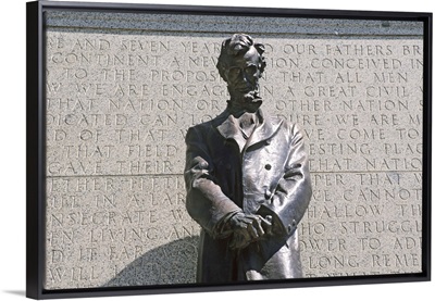 Lincoln statue at Nebraska State Capitol, Lincoln, Nebraska, USA