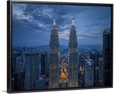 The Petronas Towers, Kuala Lumpur, Malaysia, Southeast Asia, Asia