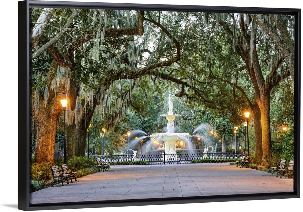 Forsyth Park Fountain in Savannah, Georgia, USA.